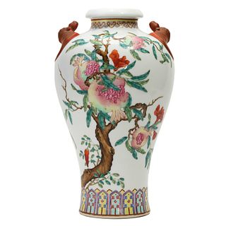 A FAMILLE-ROSE 'PEACH AND BAT' VASE