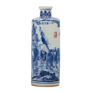 A BLUE AND WHITE 'FIGURE' SNUFF BOTTLE