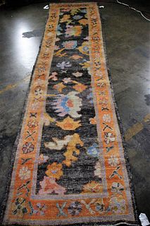INDIA HAND KNOTTED RUNNER