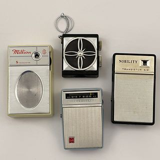 4 Vintage Transistor Radios T-53 Nobility Micro