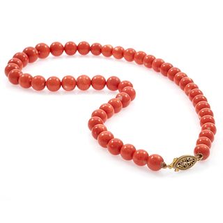 Graduated Coral Bead Necklace