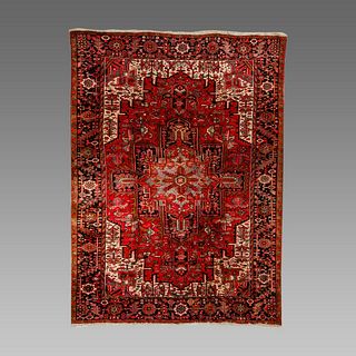 Persian Heriz Oriental Wool Rug. 