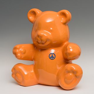 "dEmo"; ELADIO DE MORA (1960, Toledo).
"Baby bear, orange symbol of peace".
Fiberglass. Unique piece.
