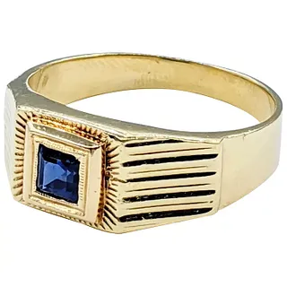 Handsome Sapphire & 18K Gold Ring