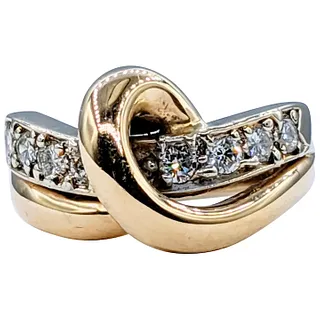 Stylish Solid Gold & Diamond Overlap Ring