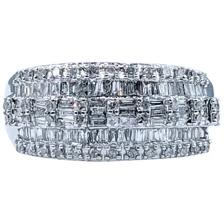 Flashing Multi-Cut Diamond Cocktail Ring