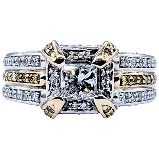Gorgeous White & Yellow Diamond Engagement Ring