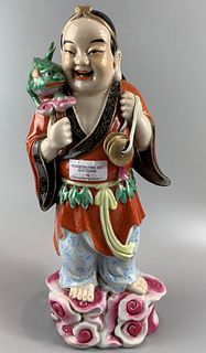 LARGE CHINESE FAMILLE ROSE HAND PAINTED FIGURE,H34CM