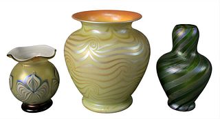Three Piece Art Glass Lot, to include a Vandermark vase, marked to the underside "Vandermark 450 1976"; a green vase having iridescent details, along 