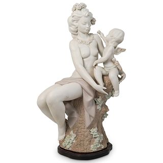 LLadro "Venus and Cupid" Sculpture