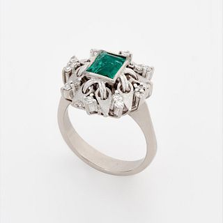 14k Vintage Emerald Diamond Cocktail Ring
