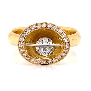 18k with Moving Center Diamond Ring