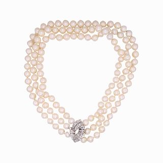 Antique (3) Three Strain Pearl Necklace