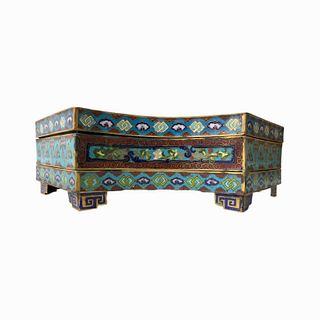 Chinese Cloisonne Three-Tiered Scholar's Box