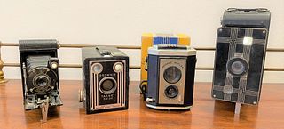 Collection Antique Cameras, Kodak, etc. 