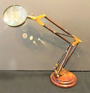 Articulating Magnifying Glass 