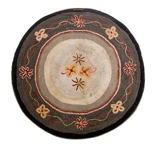 ROUND FLORAL HOOKED RUG