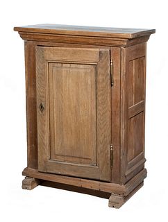 18TH C. ENGLISH OAK ONE-DOOR COUNTRY CABINET