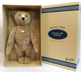 Steiff "Replica 1995" Large Teddy Bear In Box