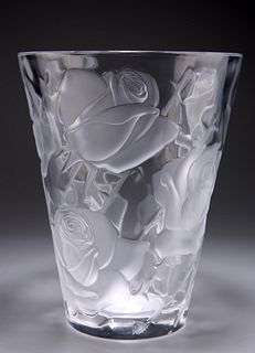 LALIQUE, A LARGE GLASS VASE, the tapering cylindrical body 