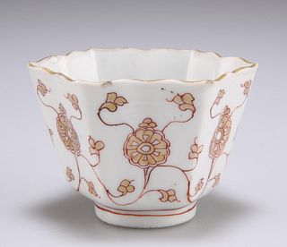 A CHINESE PORCELAIN WINE CUP, KANGXI, tapering hexagonal fo