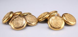 ELEVEN GILT-METAL FRENCH MILITARY UNIFORM BUTTONS, EARLY 19