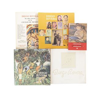 Catálogos de la Obra de Diego Rivera. Catálogo General de Obra de Caballete / Catálogo General de Obra Mural y Fotografía Mural. Pzs: 5