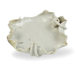 Chinese White-Glazed 'Lotus' Washer, 19th C.