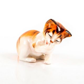Royal Doulton Mini Figurine Character Kitten, HN2583