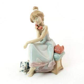 Chit-Chat 1005466 - Lladro Porcelain Figurine