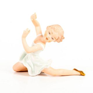 Wallendorf Porcelain Figurine, Young Ballerina