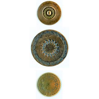 A SMALL CARD OF 18TH CENTURY METAL BUTTONS