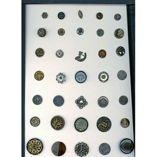 A WHOLE CARD OF ASSORTED METAL INCLUDING STEEL BUTTONS