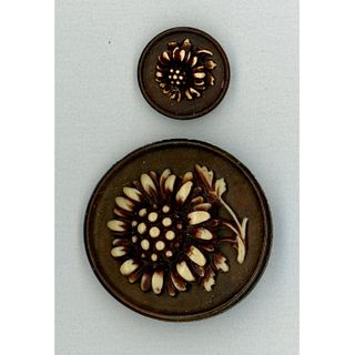 A PAIR OF MOTHER/DAUGHTER DIVISION ONE WOOD BUTTONS