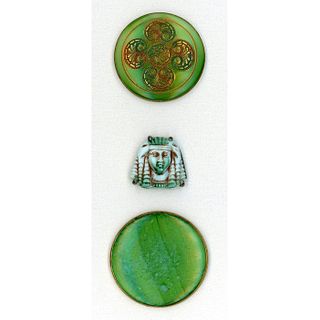 A SMALL CARD OF DIVISION 1 & 3 GLASS IN METAL BUTTONS