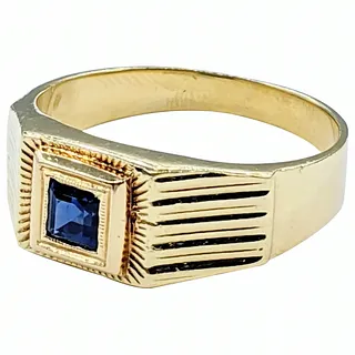 Handsome Sapphire & 18K Gold Ring