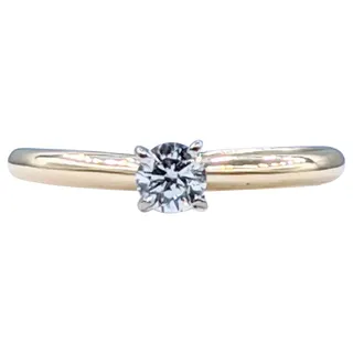 Gorgeous Solitaire Diamond Ring