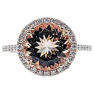 Lovely Morganite & Diamond Halo Ring