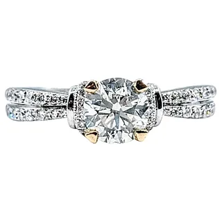 Elegant Brilliant Cut Diamond Engagement Ring - 18K White Gold