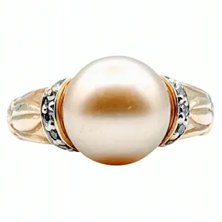 Vintage Golden Pearl and Diamond Ring 18k Size 6