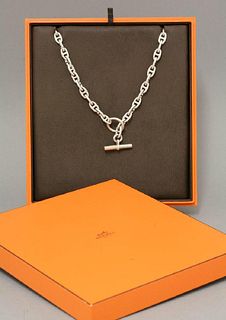 An HermÃ¨s chaine d'Ancre silver necklace