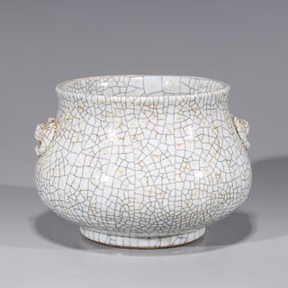 Chinese Porcelain Cracked Glazed Vase