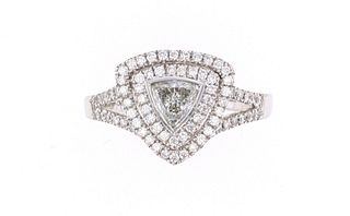 Excellent Trillion Diamond & 18k White Gold Ring