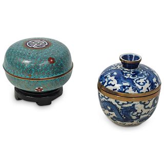 (2 Pc) Pair of Vintage Chinese Lidded Boxes