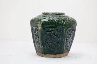 A Chinese Antique Green Glaze Hexagon Jar