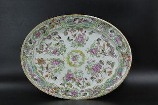 A Chinese Famille Rose Porcelain Big Plate