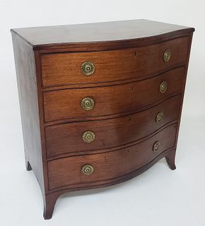 English Mahogany Serpentine Chest of Four Drawers, 19th Century