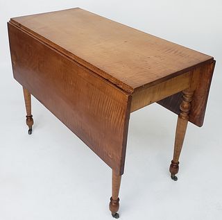 19th Century New England Sheraton Tiger Maple Drop Leaf Table