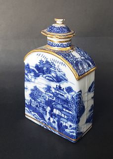 Chinese Export Porcelain Tea Caddy, early 19th Century