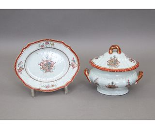 CHINESE PORCELAIN ARMORIAL TUREEN